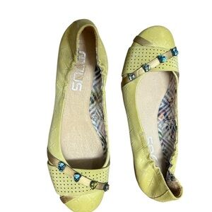 MJUS NWOT 9.5 green/Yellow Flats with Perforated Upper and jewelled toes so cute